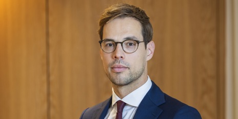 NB2 Artikel 2 Staatssecretaris Nobel (Credits Jiri Büller) Small (1)